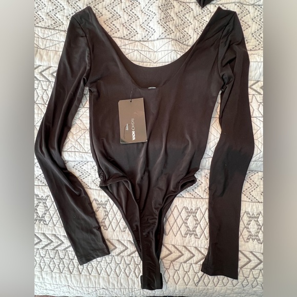 NWT Fashion Nova Bodysuit - Picture 2 of 2